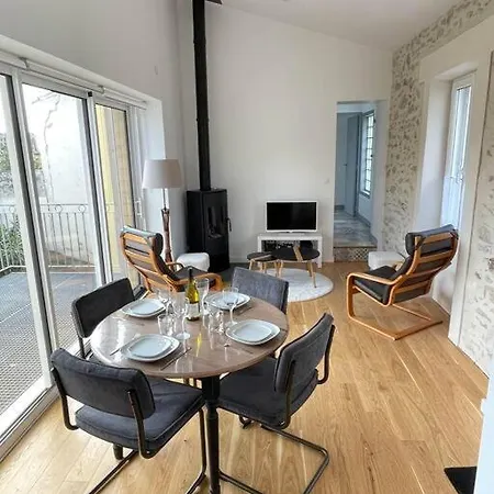 Le Passage - Elegante Maison Chaumoise